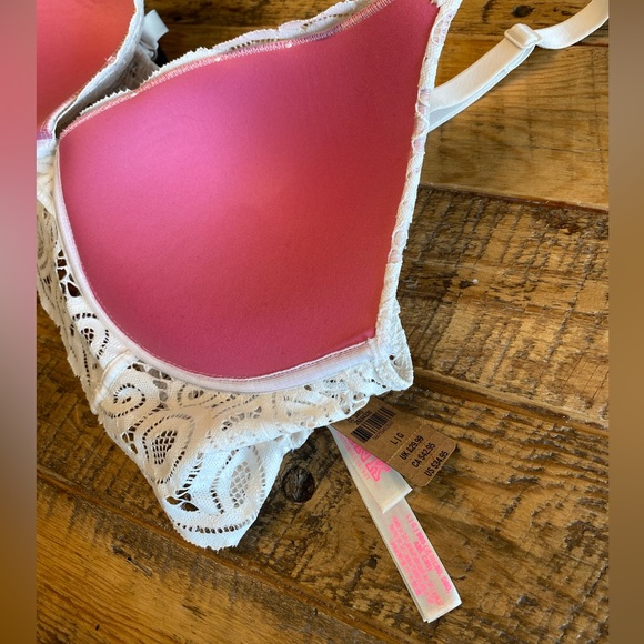 PINK by Victoria’s Secret Padded Push-Up Bra - Picture 7 of 10